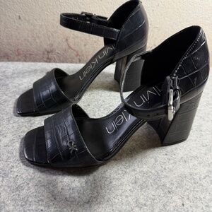 New w/o Box Calvin Klein Black Quote Block 3.5in Heel Sandal Square Toe Size 8M